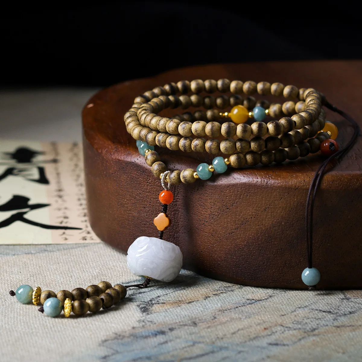 Handmade woven first-line butter agarwood necklace, antique new Chinese jade carving pendant, sweater chain