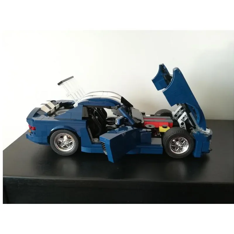 MOC- 100862   Supercoche de película GTS azul rojo versión doble montaje costura miniatura de bloques de construcción 1215 piezas niños juguete para regalo de cumpleaños