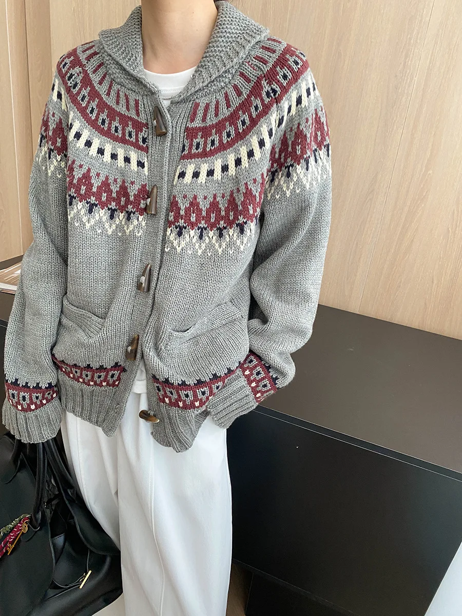 

Retro jacquard cow horn button lapel knitted sweater cardigan