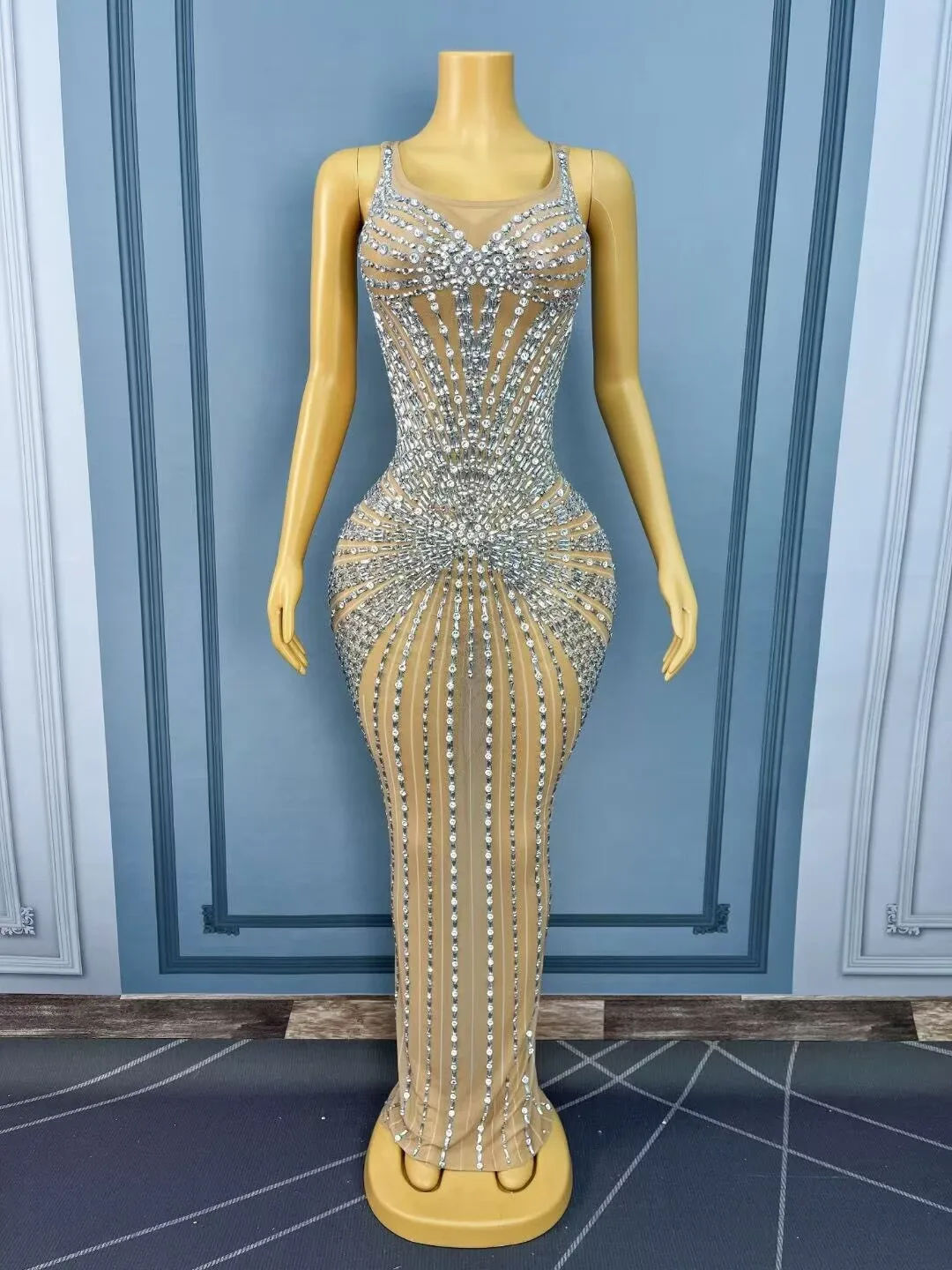 럭셔리 섹시 이브닝 반짝이는 실버 라인스톤 누드 메쉬 드레스 여성 칵테일 생일 파티 가운 레드 카펫 의상