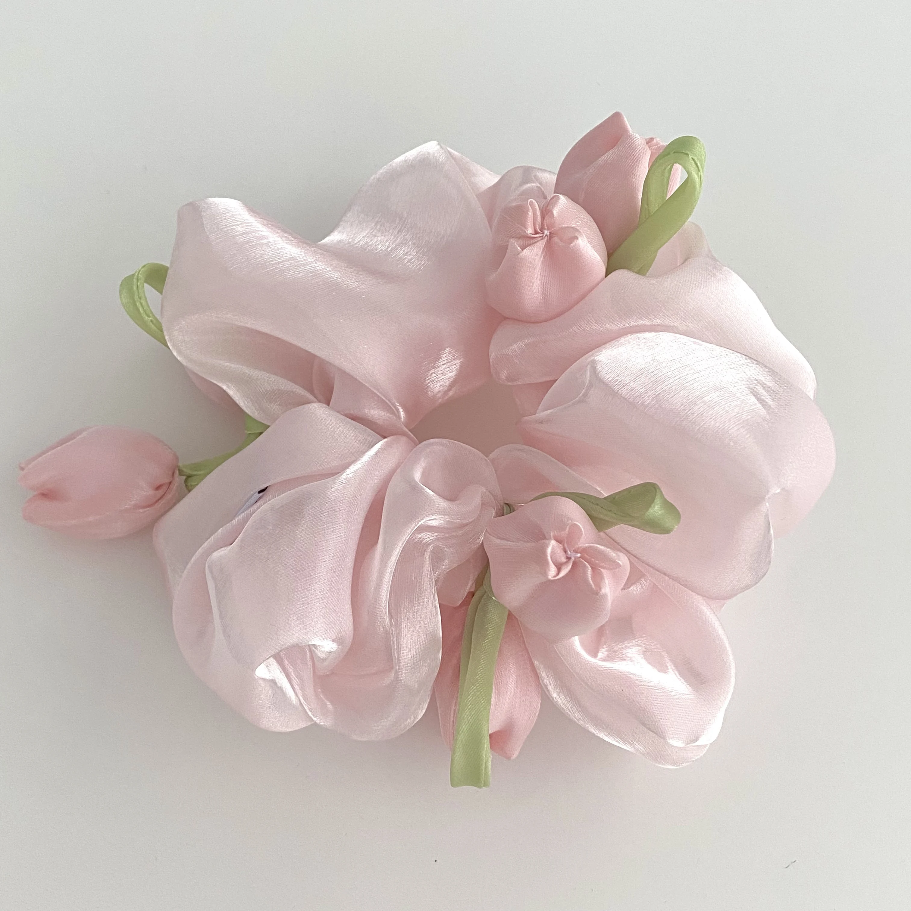 1PC Chouchou en satin rose tulipe, élastique à cheveux floral élégant, accessoire capillaire romantique et soyeux pour femme