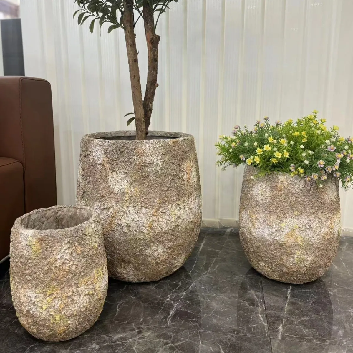 Simple magnesium mud flower pot Large green plant magnesium mud flower pot Living room balcony Floor to ceiling flower pot Inter