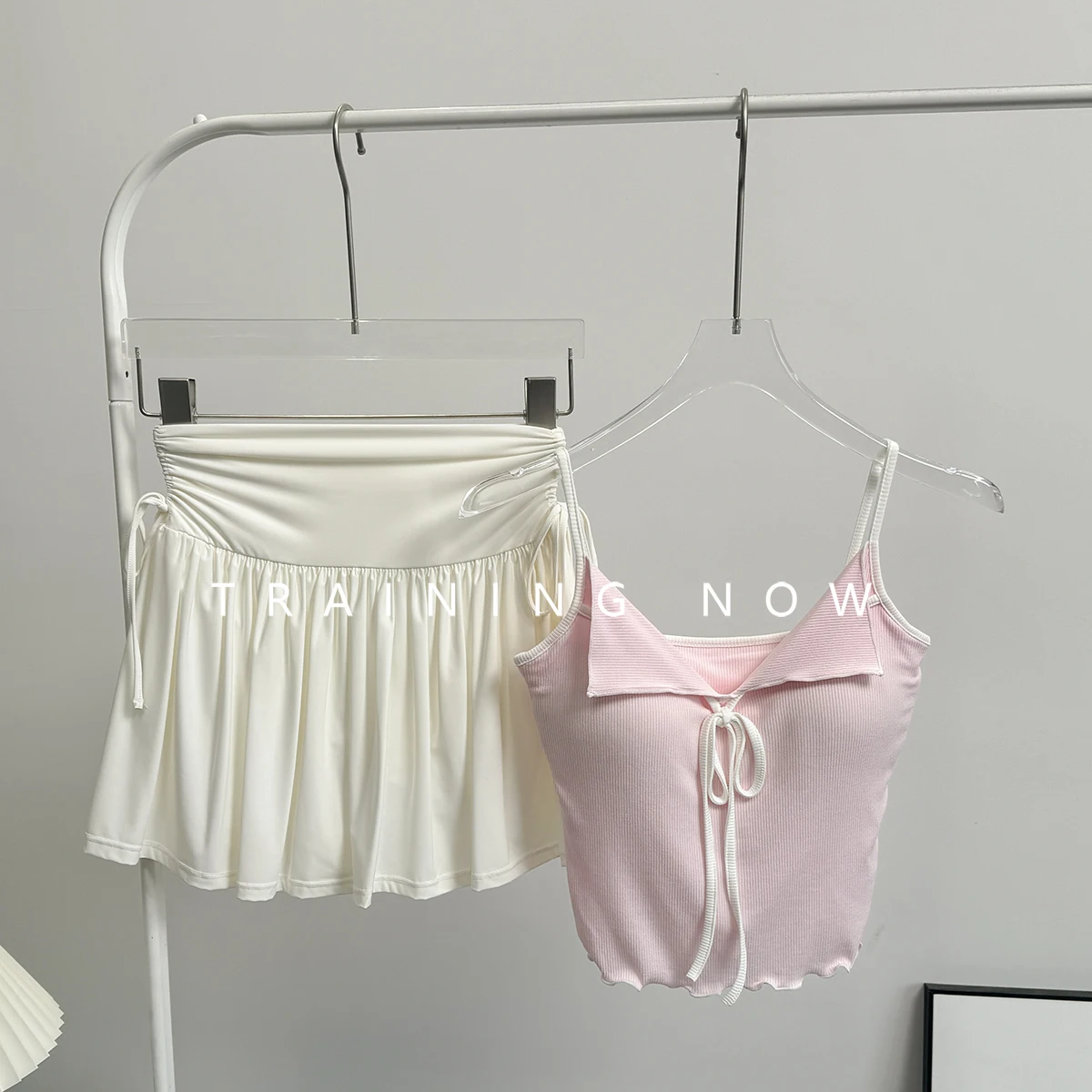 

Fitness suit for women in summer high-end yoga dance training quick-drying suit for feather tennis internet celebrity sports