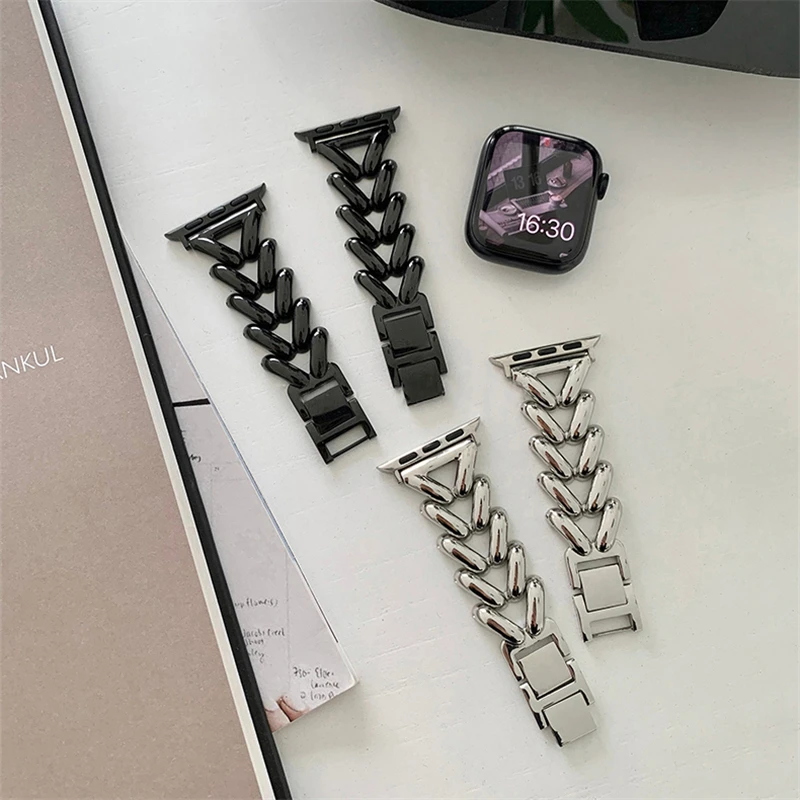 Luxury Love Heart Metal Bracelet For Apple Watch Ultra 49 42 40mm 44 41mm 45mm Band For iWatch 8 7 6 SE 4 5 2 3 Women Girl Strap