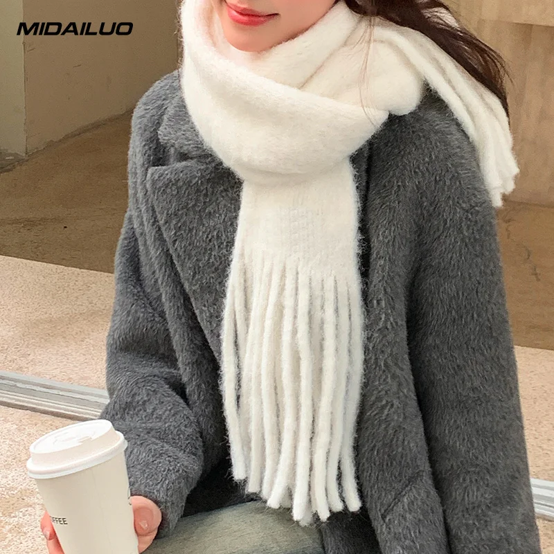 

Женский зимний теплый и ветрозащитный шарф. Элегантный и модный многофункциональный повязка для активного отдыха и отдыха.