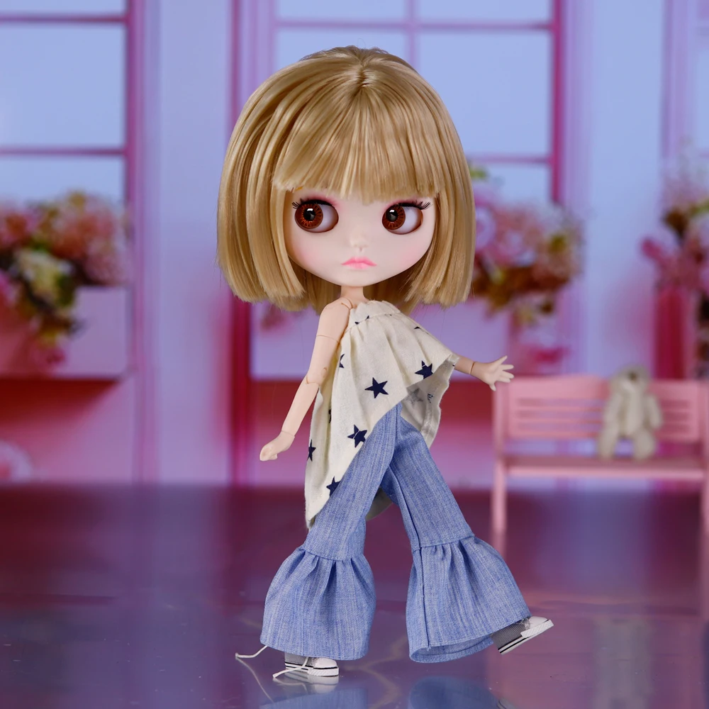 ICY DBS Blyth 1/6 doll, featuring fair skin, short hair style, and a large-breasted body with exposed joints, is now on sale