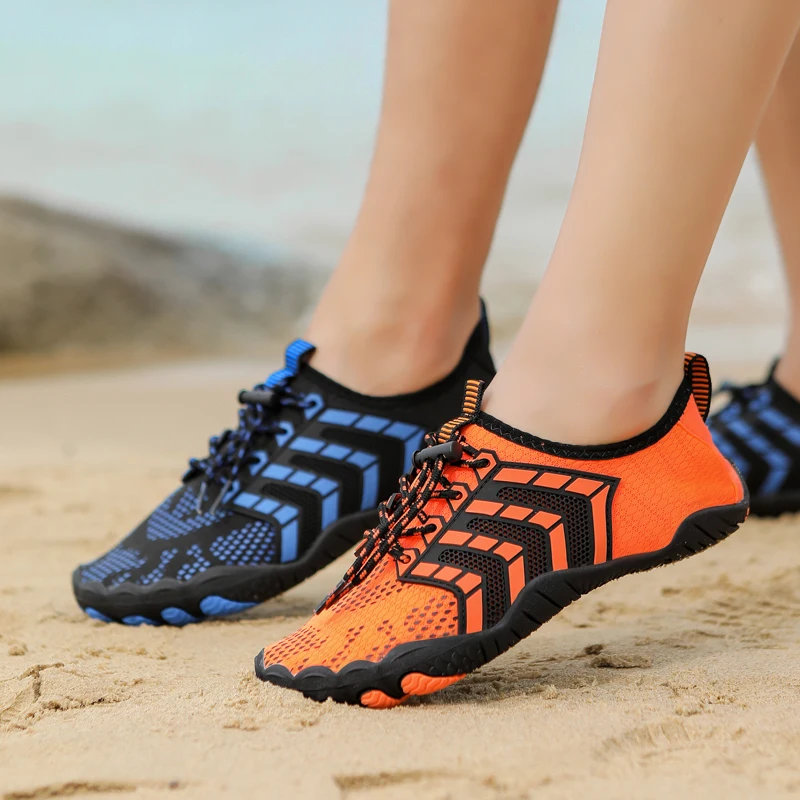 Scarpe da acqua scarpe da acqua ad asciugatura rapida scarpe da ginnastica per l'acqua di drenaggio sandali da fitness per il nuoto in spiaggia scarpe da ginnastica da surf per immersioni a piedi nudi