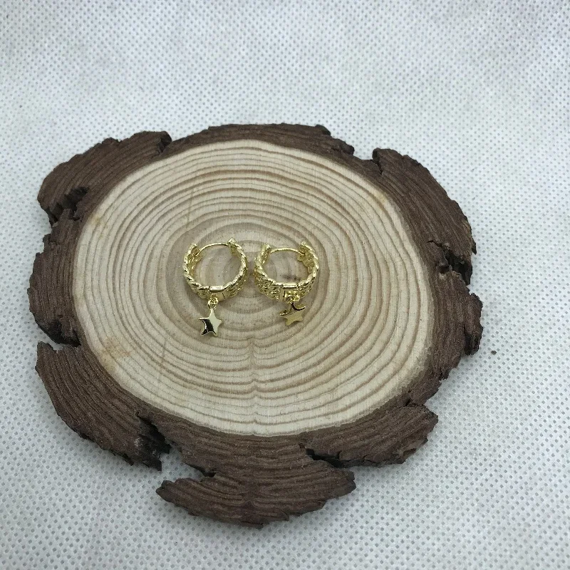 

2025 New Spanish Bear Brand Exquisite Pendant Jewelry Is Suitable for Everyday Wear Party Fashion Classic Elegant Women