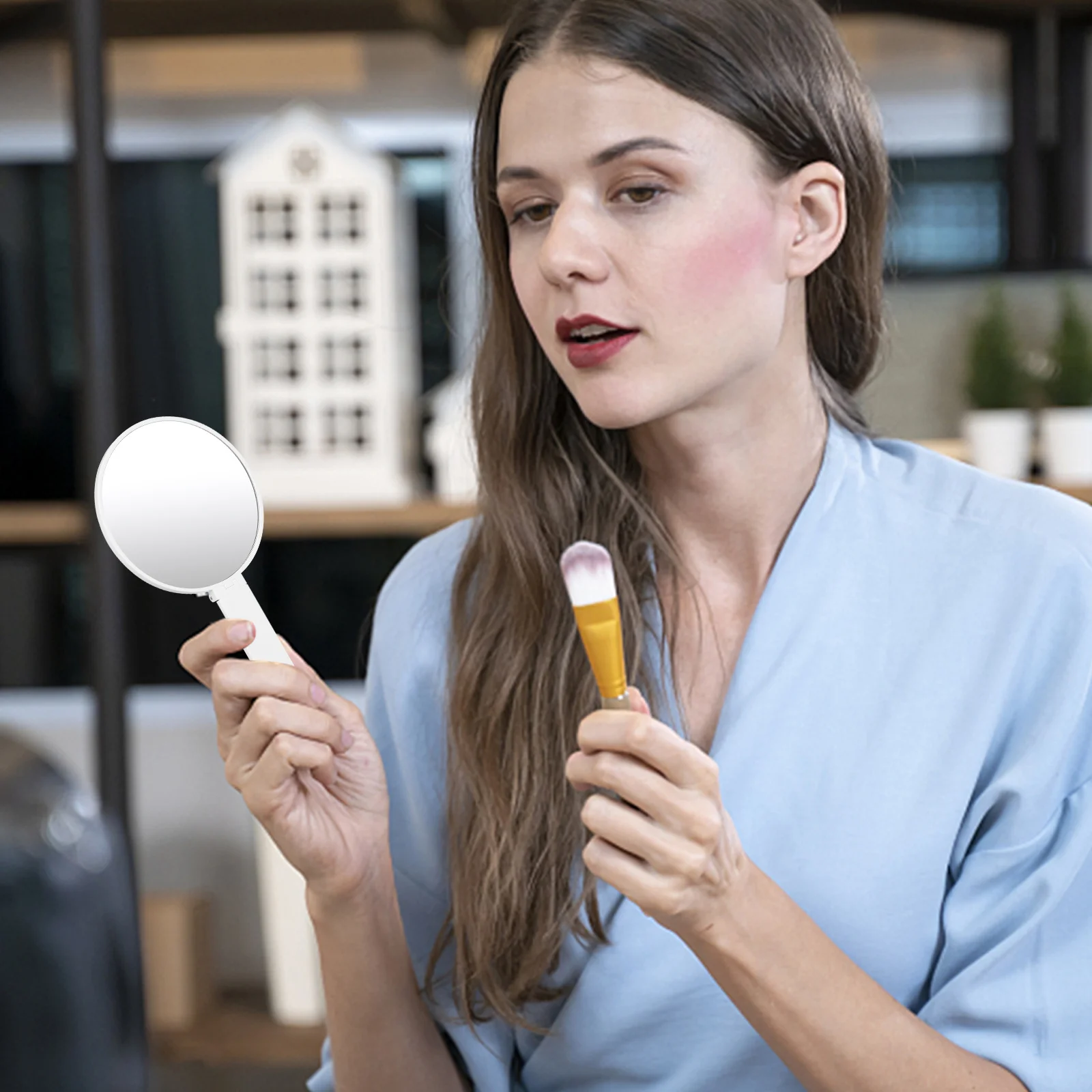Eleganckie lusterko ręczne ze składanym uchwytem, kompaktowe lusterko do makijażu podróżne dla kobiet, lusterka ręczne z uchwytem o wysokiej rozdzielczości.