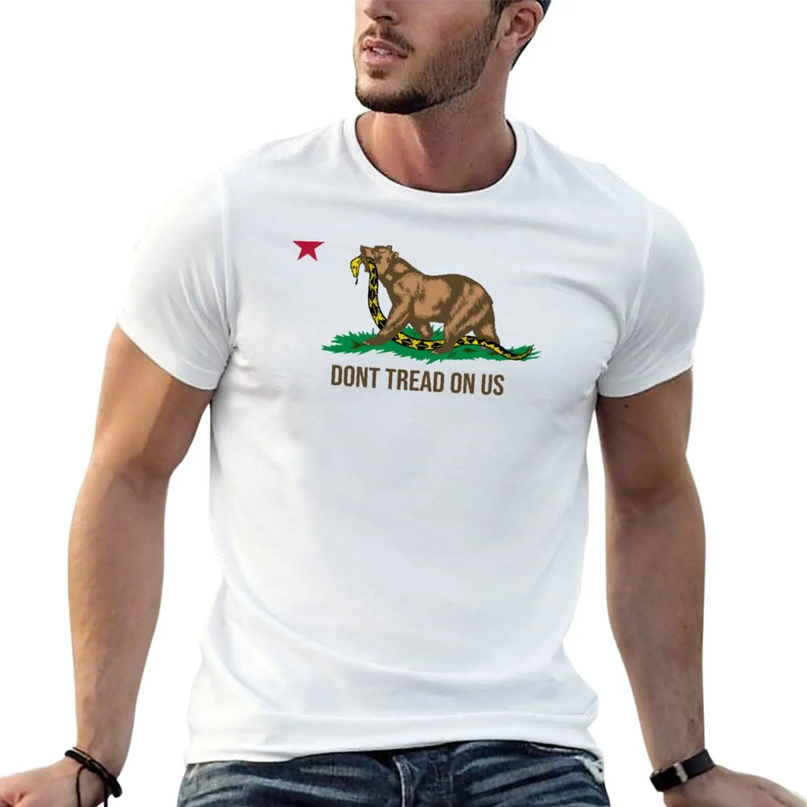 California “Dont Tread on Us” flag (clear background) T-Shirt Simple Casual Short Sleeve Tee