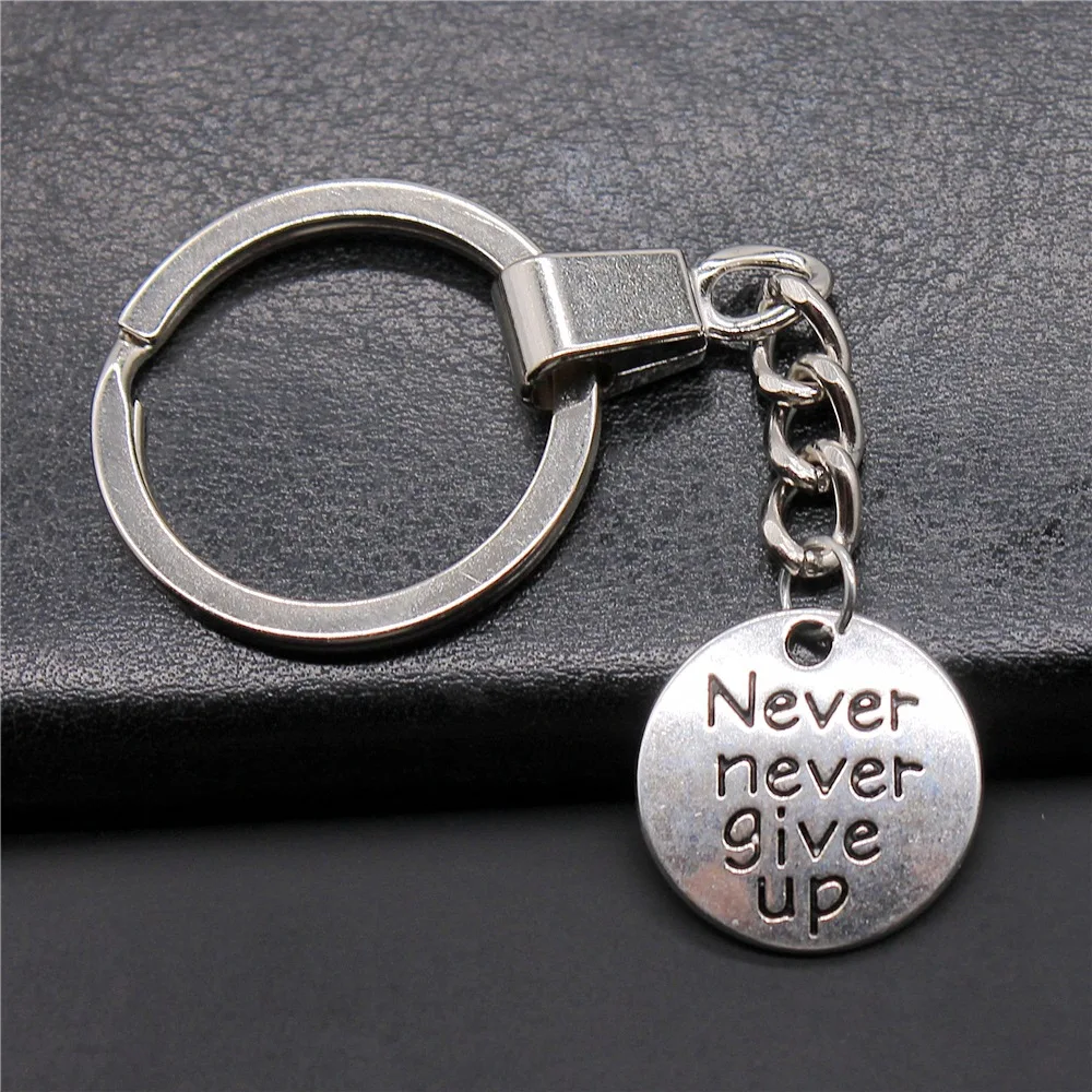 Woemn Men Keychain Dropshipping Antique Silver Color 20x20mm Never Never Give Up Pendant Keyring Gift