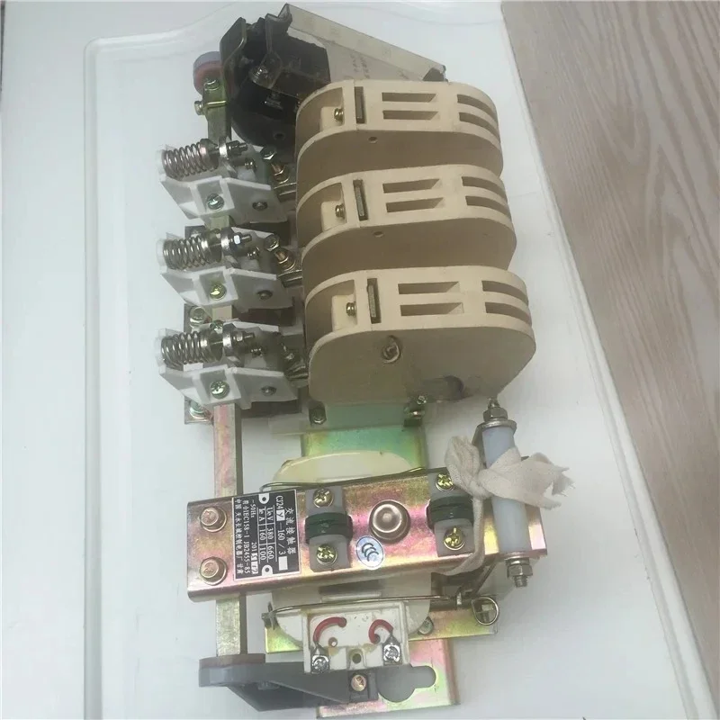 

factory direct sales AC contactor CJ24Y-250/4