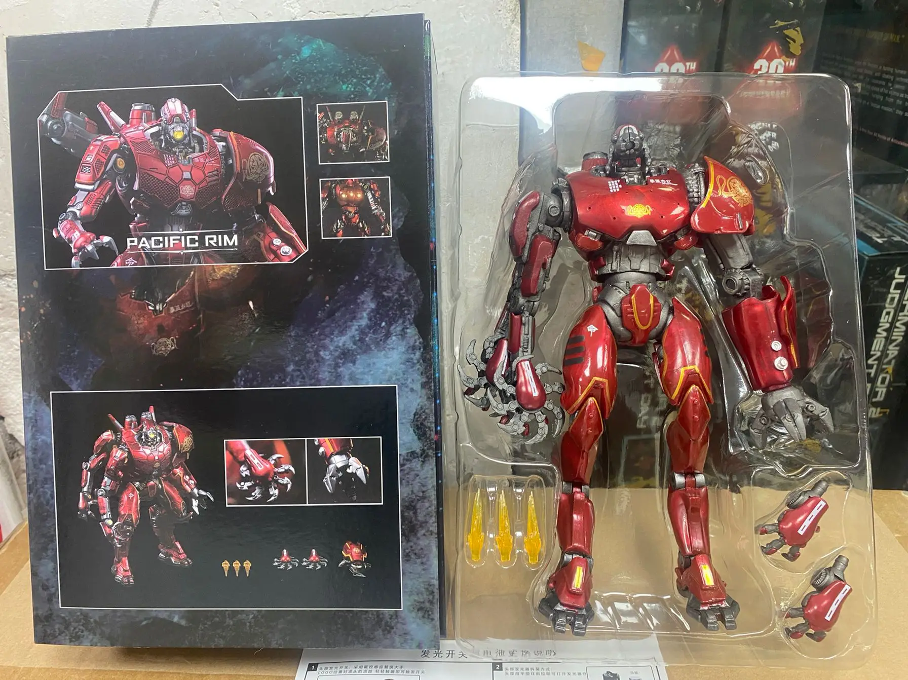

Pacific Rim Figure Red Tramp Crimson Typhoon China Mecha Bandai Jaeger With LED Model Toys Joint Movable Doll Room Ornament
