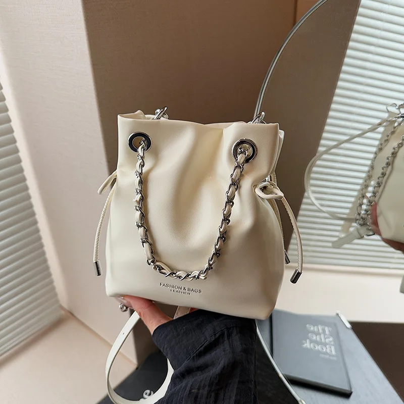 

Chic 2025 Small Bucket Bag - Versatile Shoulder Purse, Wrinkle-Resistant Mini Tote, Fashionable Crossbody for Work & Travel