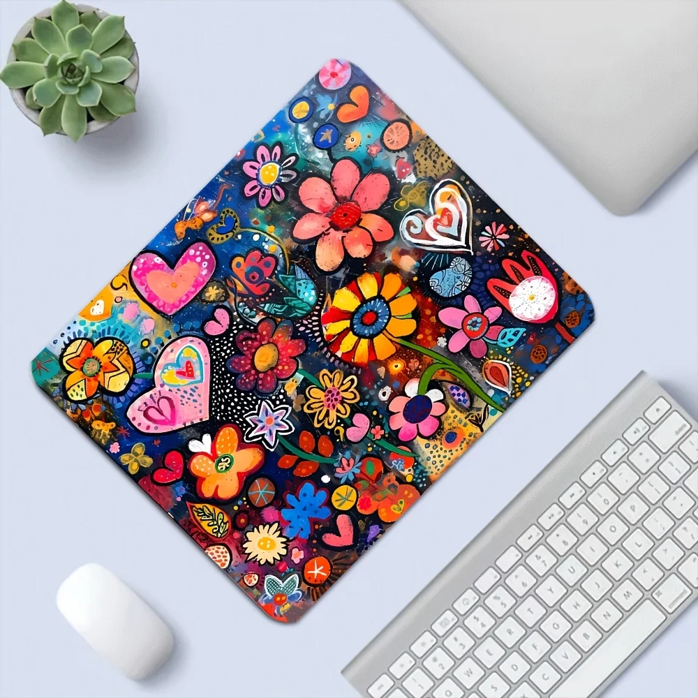 CIFBUY Gaming Mouse Pad Floral Heart Pattern PC Keyboard Desk Mat Durable Non-Slip Rubber Base Home Office Laptop Computer Decor