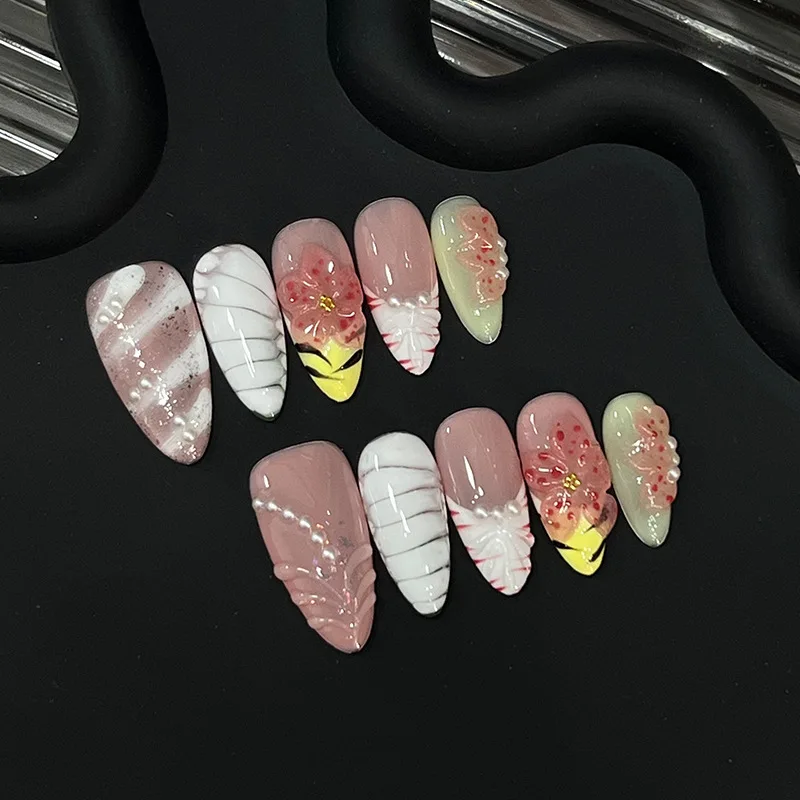 10 Buah Garis-garis Cetak Macan Tutul Kuku Tekan Buatan Tangan Almond Keren Manis dengan Desain Bunga 3D Ujung Kuku Palsu Perancis Dapat Dipakai