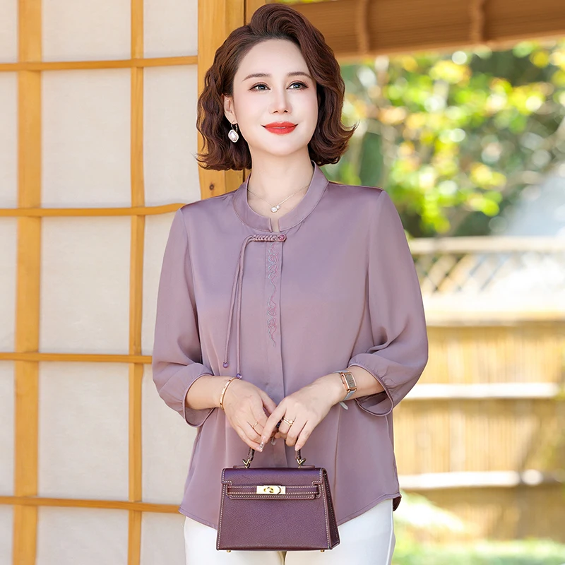 Summer Solid Color Shirt Plus Size Elegant Chinese Knot Round Neck T-shirt Middle-aged Women Summer Short Sleeved Shirt - view 2
