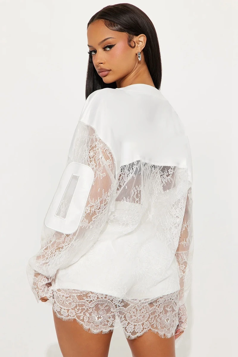 STYLISH LADY White Lace T Shirts 2025 Autumn Women Long Sleeve Hollow Out Number 07 Printed Hip Hop Street  Tops Tees