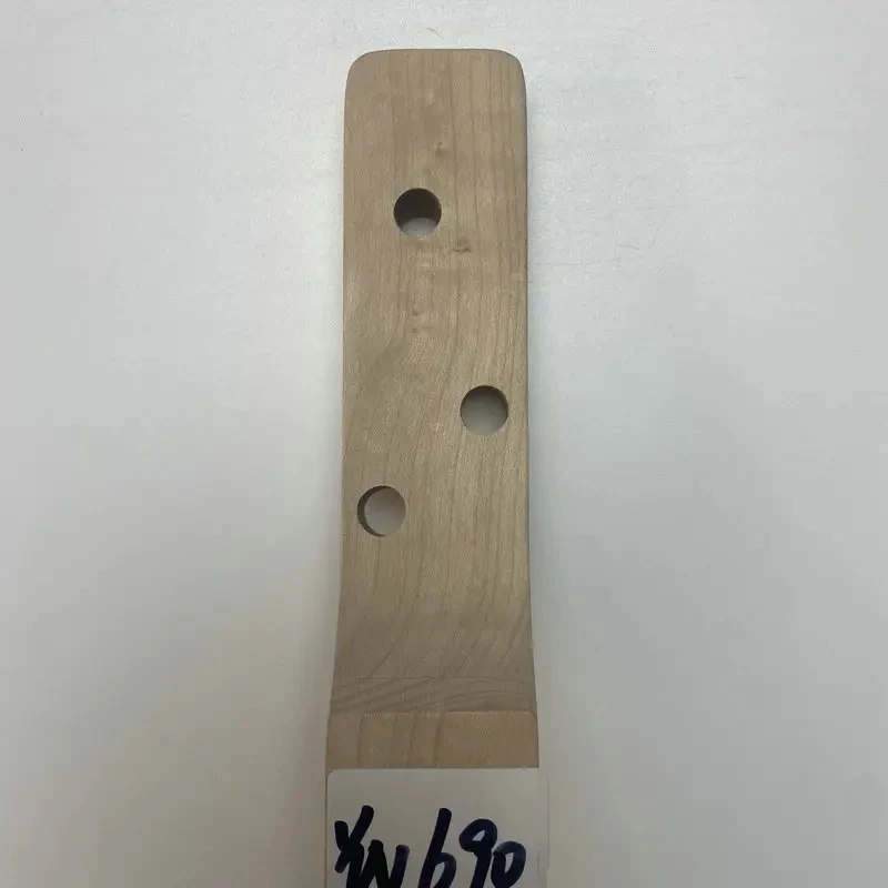 YN690 Unfinished 3 String Guitar Neck Maple Solid Natural Color No Frets No Paints for DIY Replace