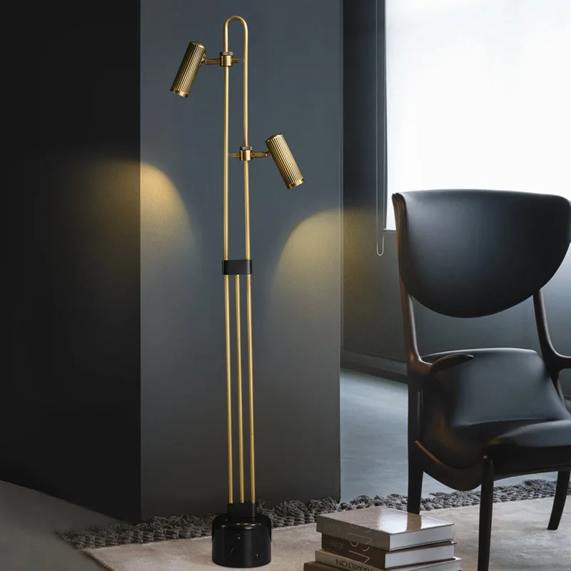 

Light luxury retro all-copper floor lamp, bedroom next to the sofa, bedside study vertical floor lamp