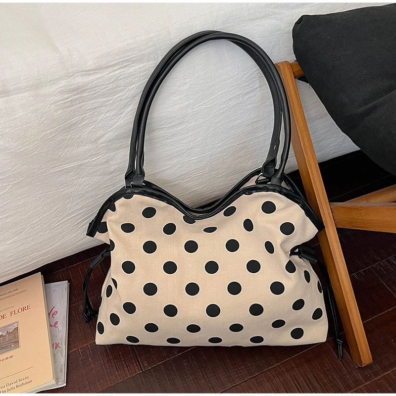 Koreanische Schultertasche aus Baumwoll-Leinen mit Polka Dots, Damen-Patchwork-Tragetasche mit großem Fassungsvermögen, vielseitige Freizeit-Handtasche für den Arbeitsweg – Detail 11