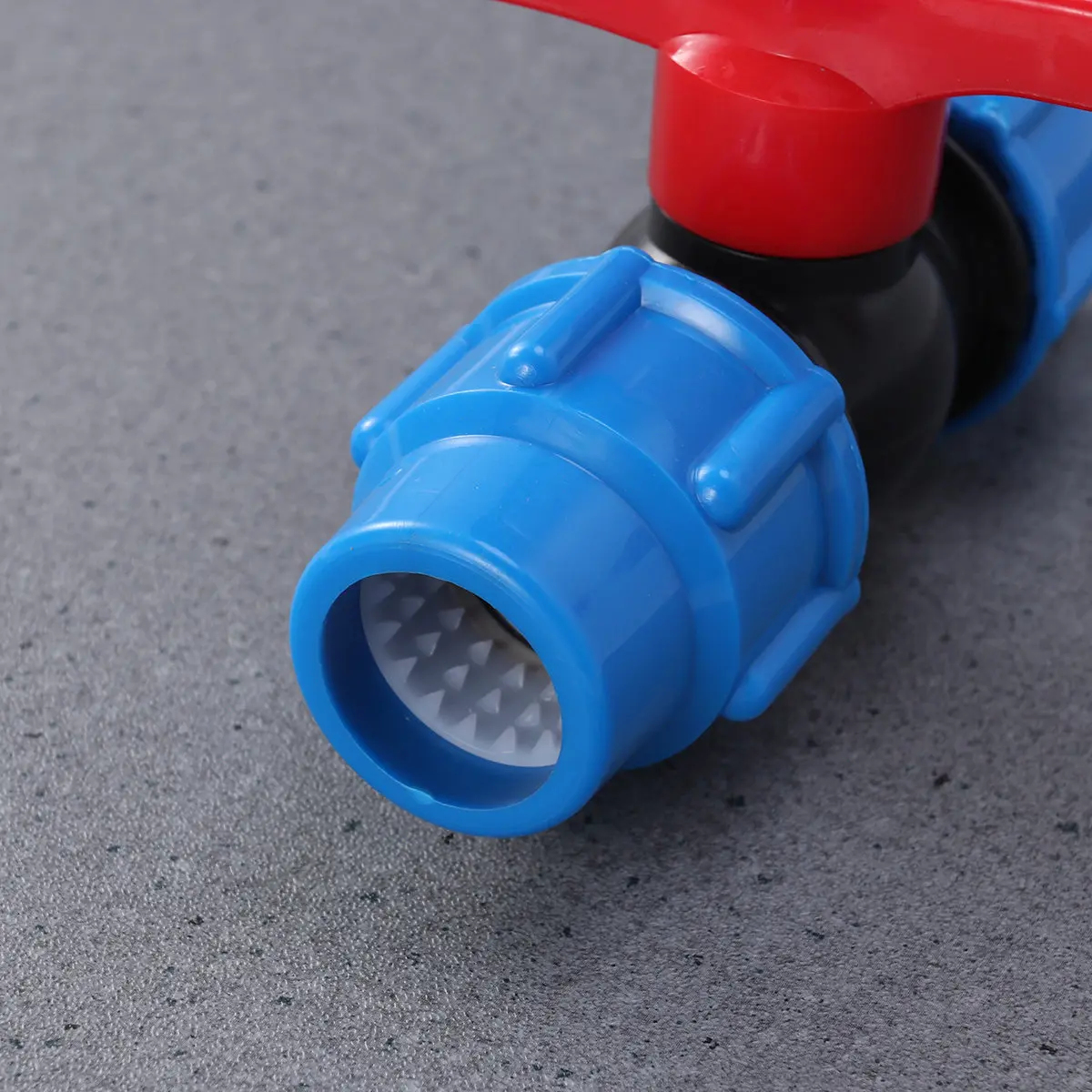 Plastic Ball Valve Water Pipe Shut Off Irrigation System Durable High Pressure Smooth Surface Full Port One Piece Easy Grip