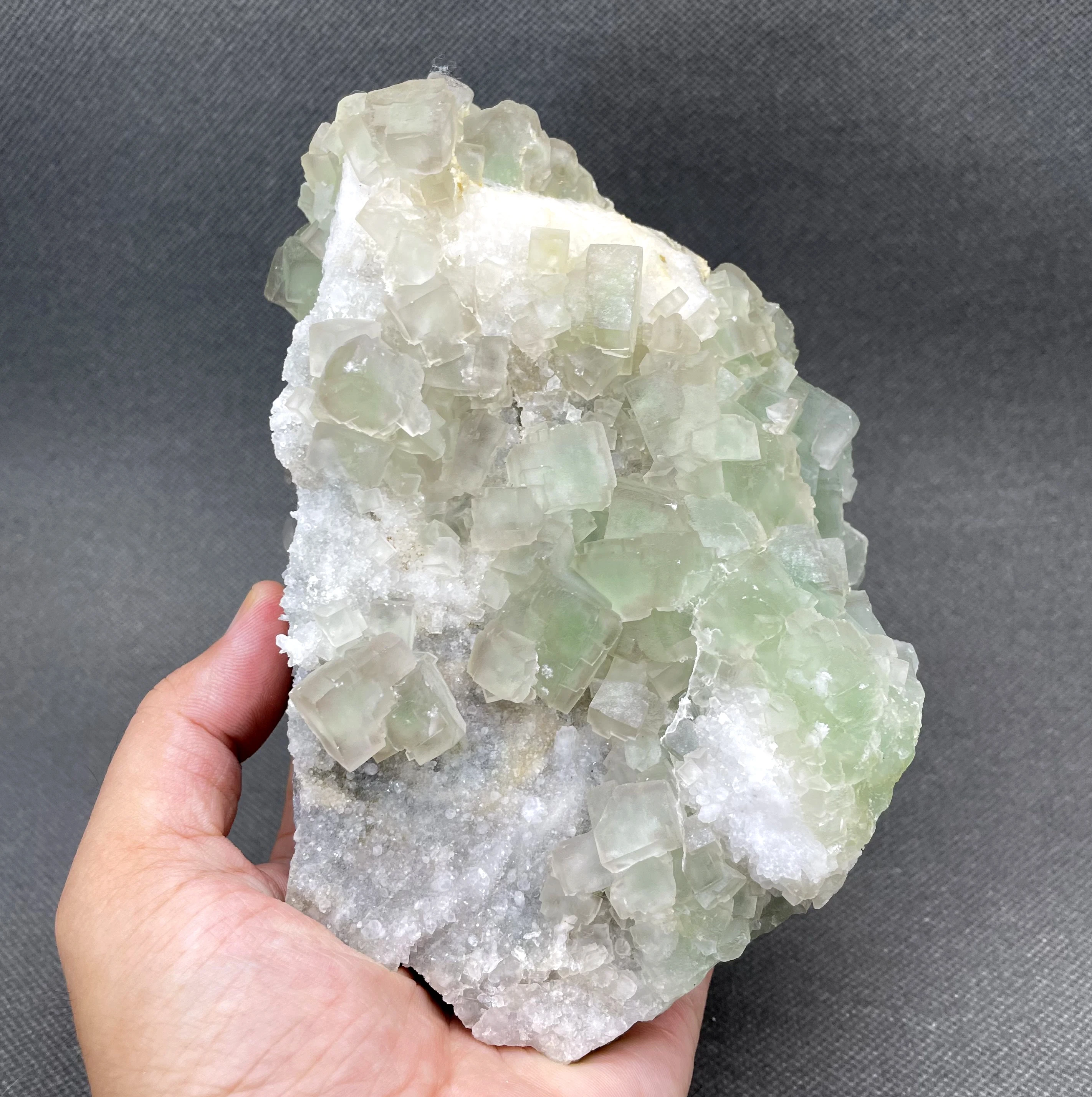 BIG! 1478G Natural ZHEJIANG Cube green fluorite mineral specimen Stones and crystals Healing crystal