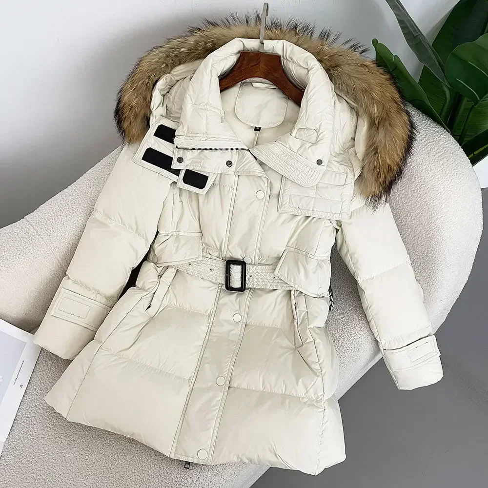 سترة نسائية بغطاء رأس من الفرو الحقيقي ، معطف دافئ سميك منفوخ ، معطف فرو ثعلب حقيقي والراكون ، بطة بيضاء ، حزام ، سيدة ، جديد ، شتاء ، #1