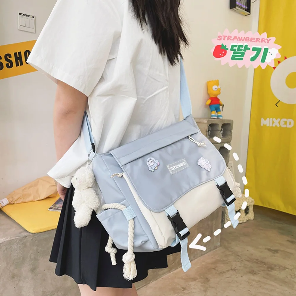 Large Capacity School Bags Fashion Waterproof Nylon Crossbody Bags Adjustable Messenger Bag Girls