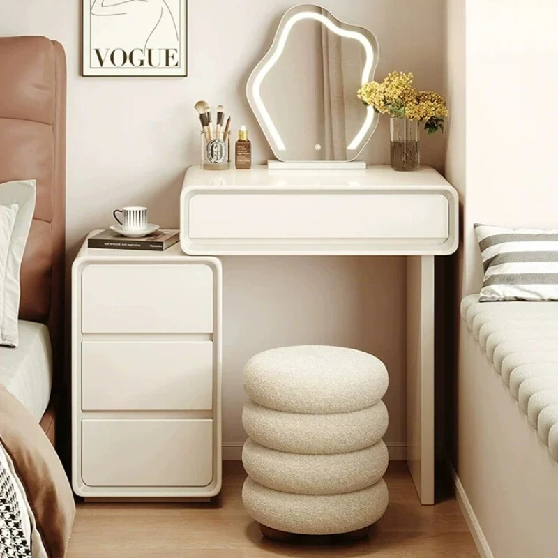 Nice Chair Dressing Tables Small Household Hair Brushes Holder Makeup Tables Cabinet Manicure Schminktisch Furniture Home