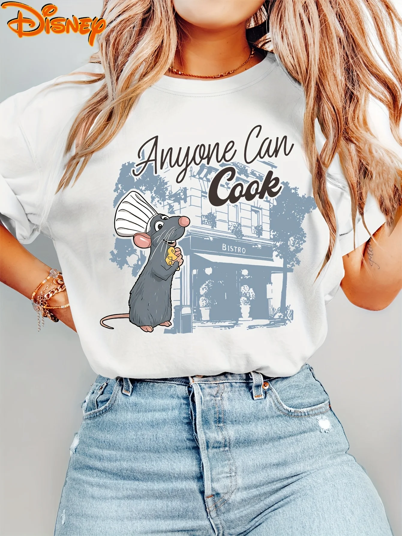 Koszulka z krótkim rękawem i okrągłym dekoltem z nadrukiem czapki szefa kuchni z filmu Disneya "Ratatouille", uniwersalna koszulka bazowa na każdą porę roku dla kobiet i mężczyzn.