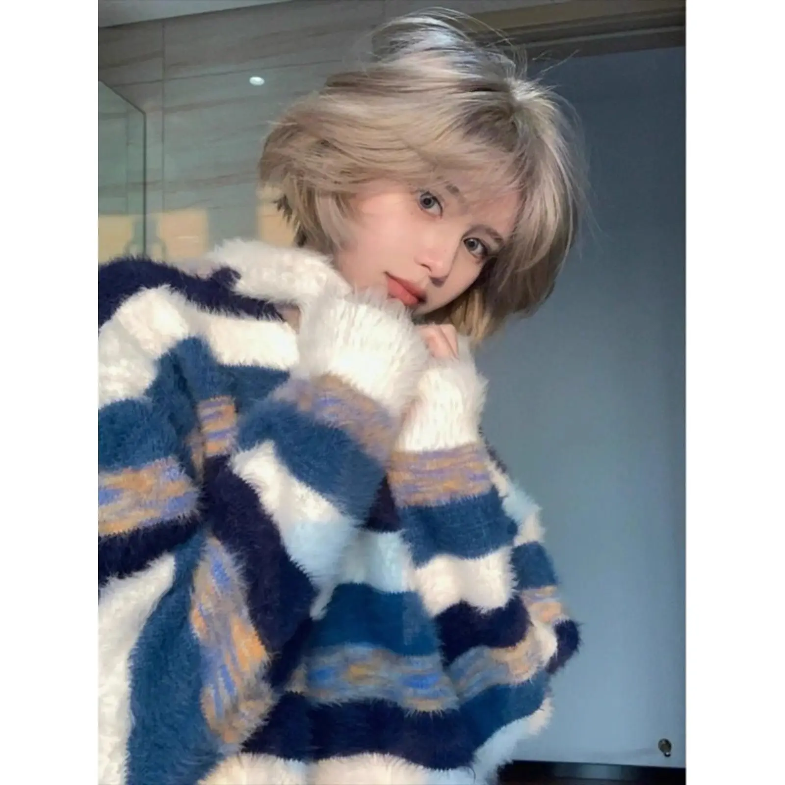 

Japan Contrast Striped Hooded Sweater For Men Women Autumn Winter Lazy Style High-End Oversize Imitation Mink Sweater Jacket