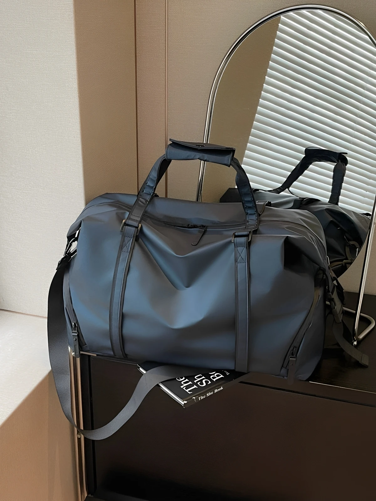 large-capacity-short-trip-travel-bag-unisex-lightweight-handheld-luggage-bag-waterproof-for-business-travel-checked-bag