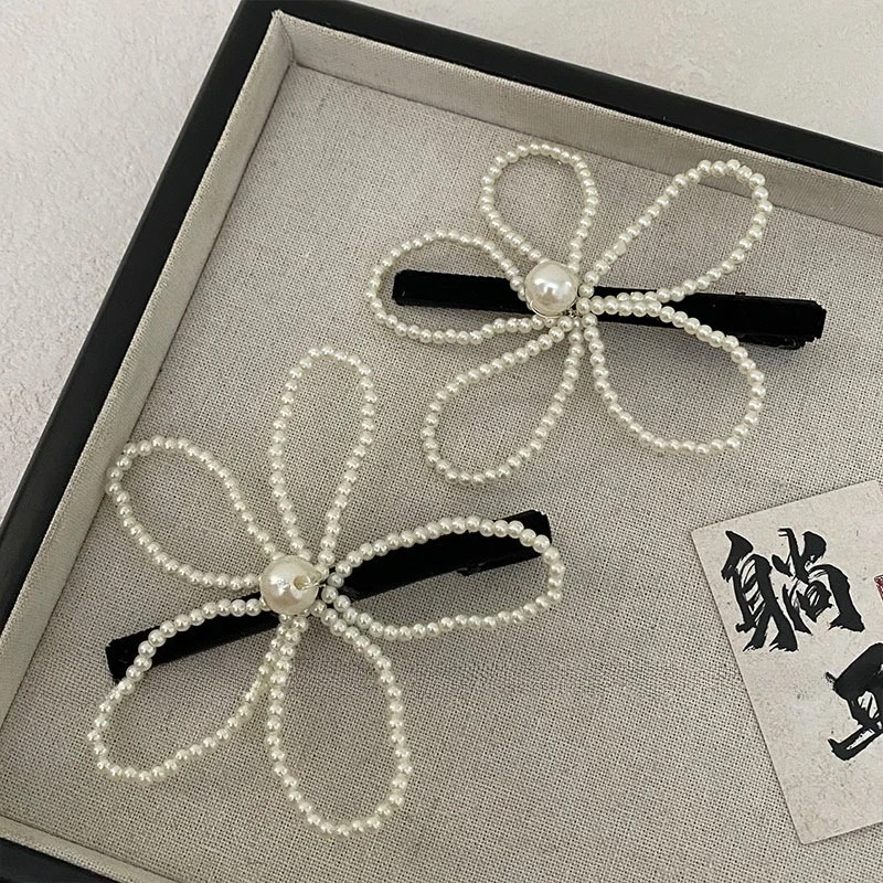 

Premium Pearl Bloom Hair Clip for Women Elegant Top Side Fringe Holder Delicate Lightweight Soft Comfortable Sturdy Daily Hair