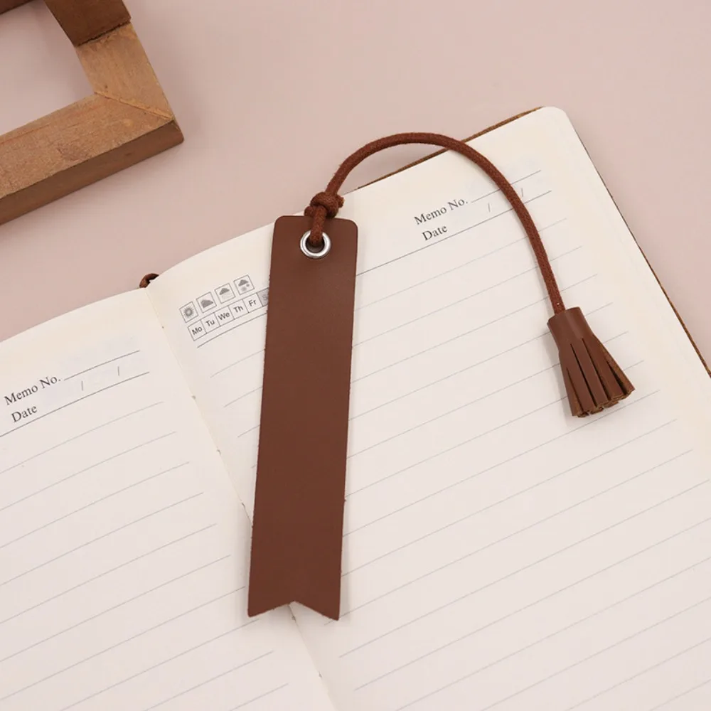 PU Leather Tassel Leather Bookmark Personalized Vintage Reading Handmade Bookmark Hanging Rope Decoration Bookworms