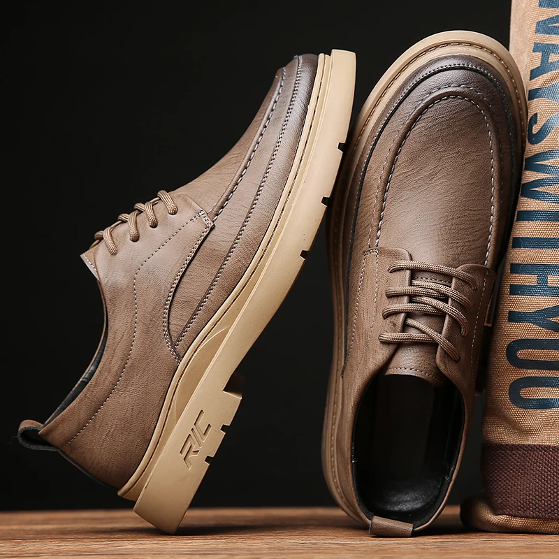 

Роскошная повседневная деловая мужская кожаная обувь. Высококачественная и удобная стильная офисная обувь для отдыха и вечеринки. Модная уличная обувь.