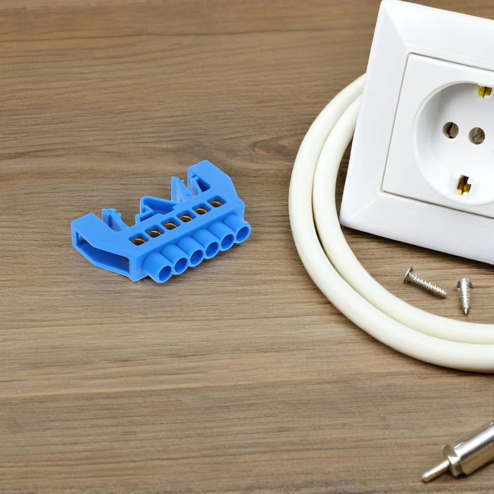 

5 шт. клеммная колодка, 6 позиций, латунный разъем шины, винтовой тип с высокой проводимостью для заземления промышленной бытовой проводки