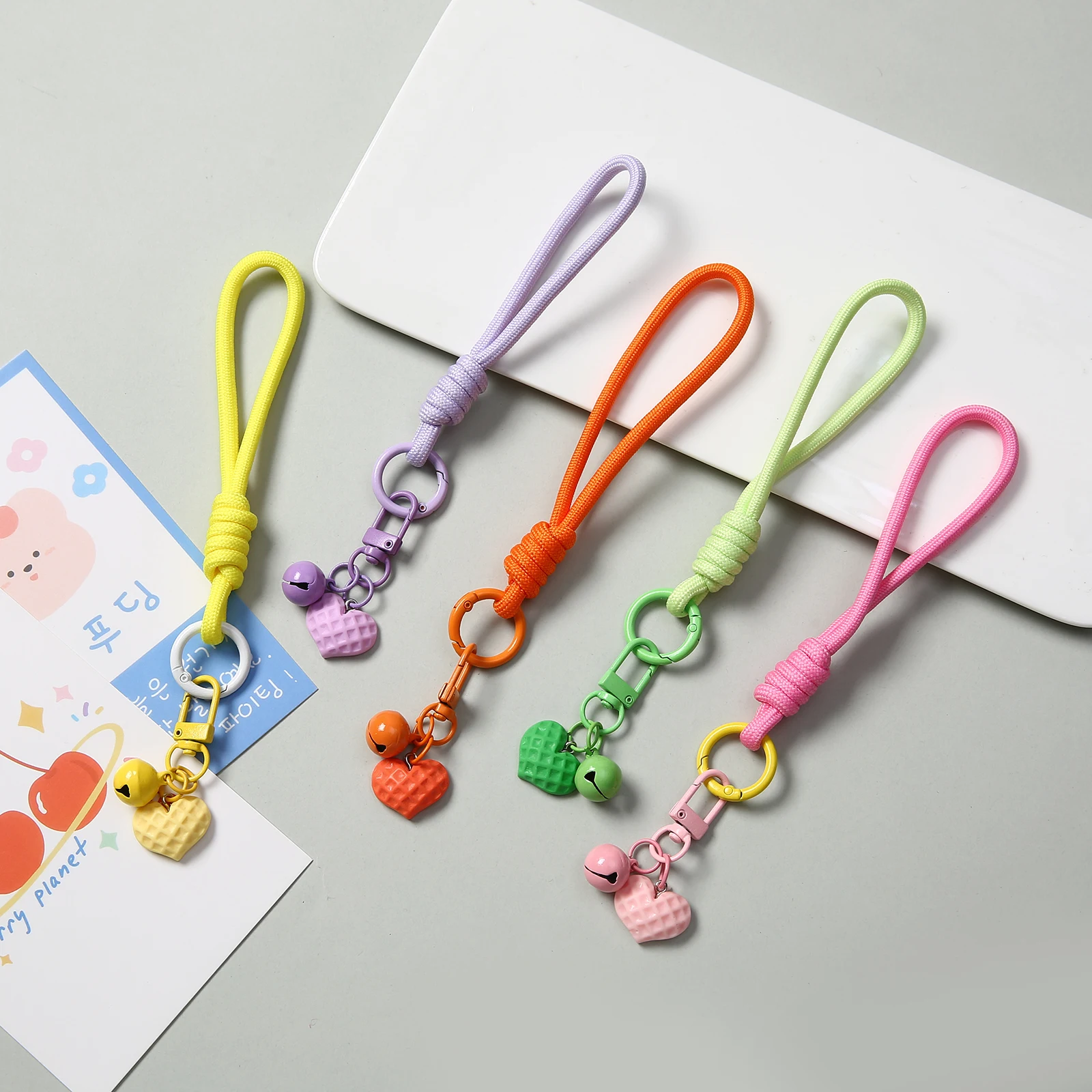 

1/2/5/10/20 pcs Metal Colored Sweety Heart Shape Pandent with Bell Keychain Accessories for DIY Making Findings