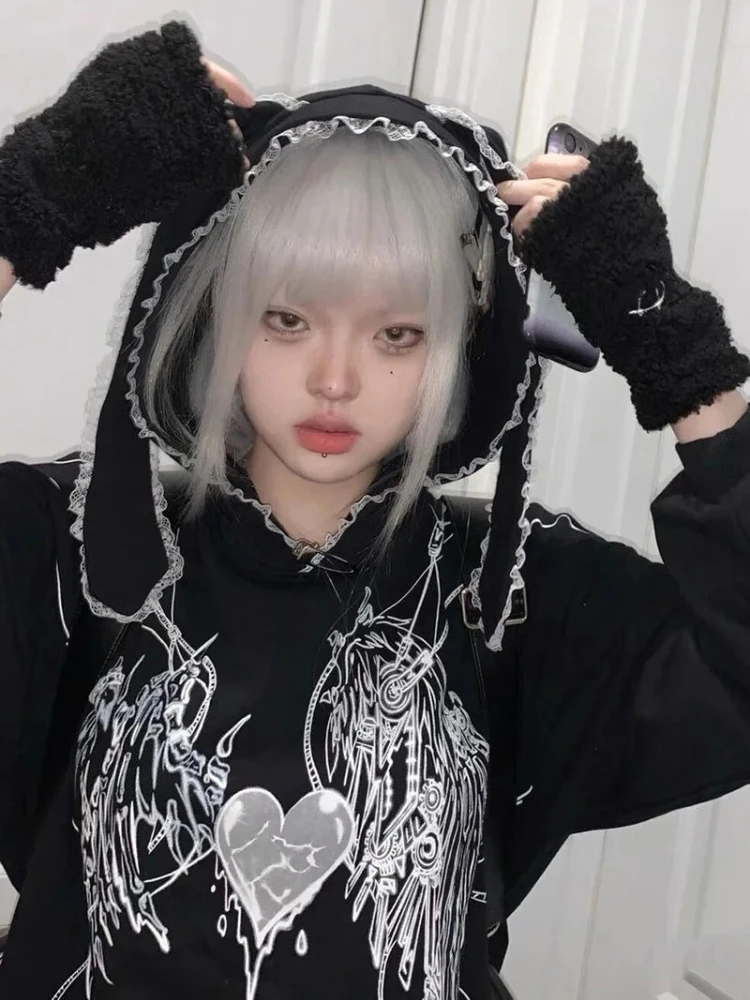 เสื้อฮู้ดแขนยาวสไตล์ฮาราจูกุ คาวาอี้ สำหรับผู้หญิง สไตล์ลำลองแบบญี่ปุ่น แต่งลูกไม้หูกระต่าย เสื้อสเวตเชิ้ตสไตล์หวานแบบกอธิค พิมพ์ลาย ฤดูใบไม้ร่วง 2025