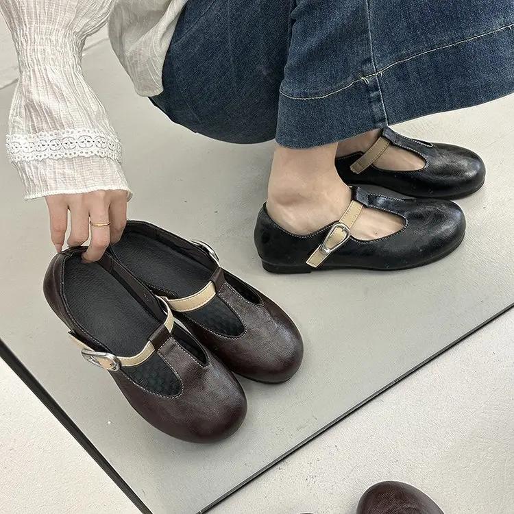 round Toe Mary Jane Single Shoes Women's Buckle Bean Spring Summer New Style Flat Heel Leather Shoes Comfortable Walking Foot
