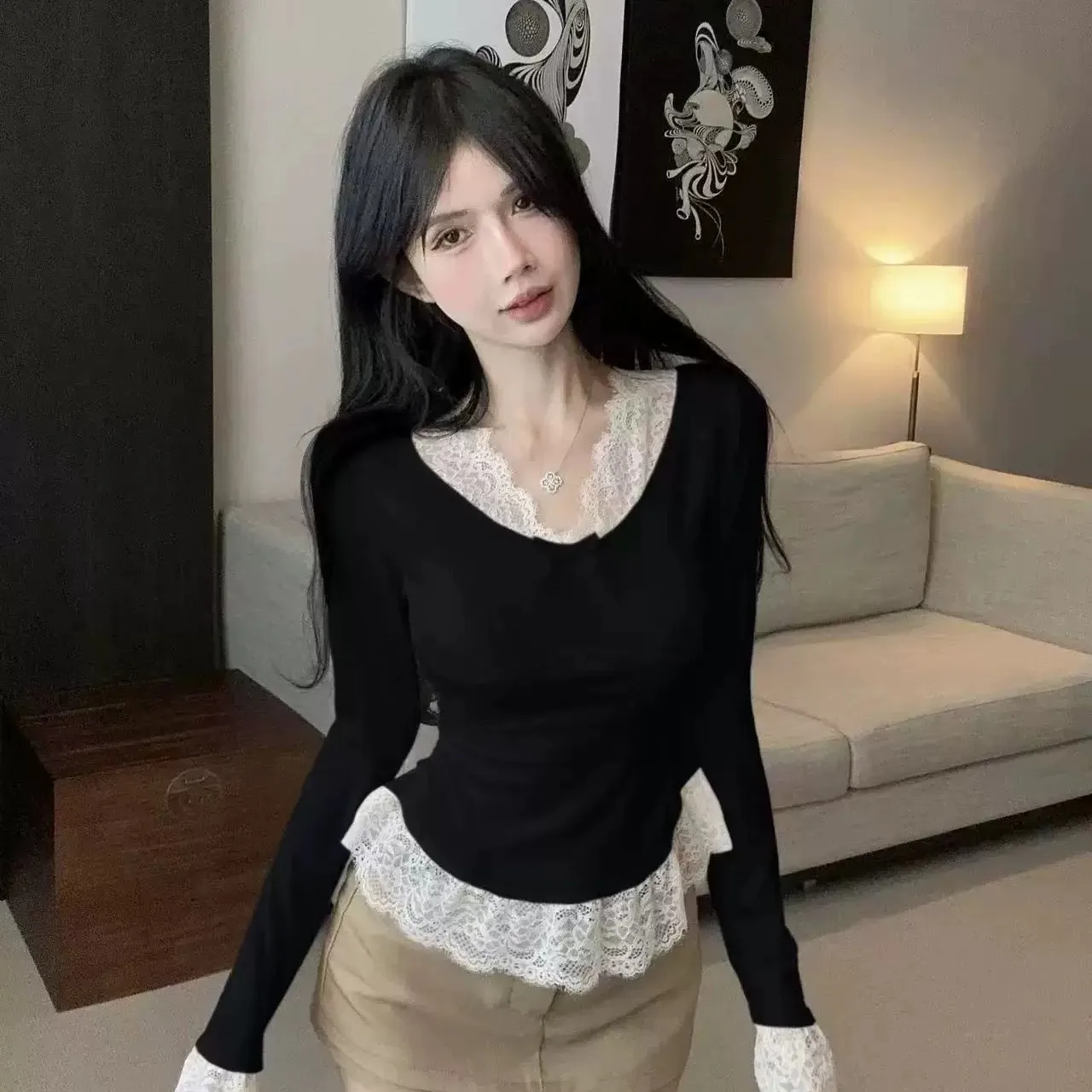 Removable Chest Pad Spicy Girl Lace Splice V-Neck Long Sleeve T-Shirt Women  Knot Slim Fit Underwear Base Shirt Top