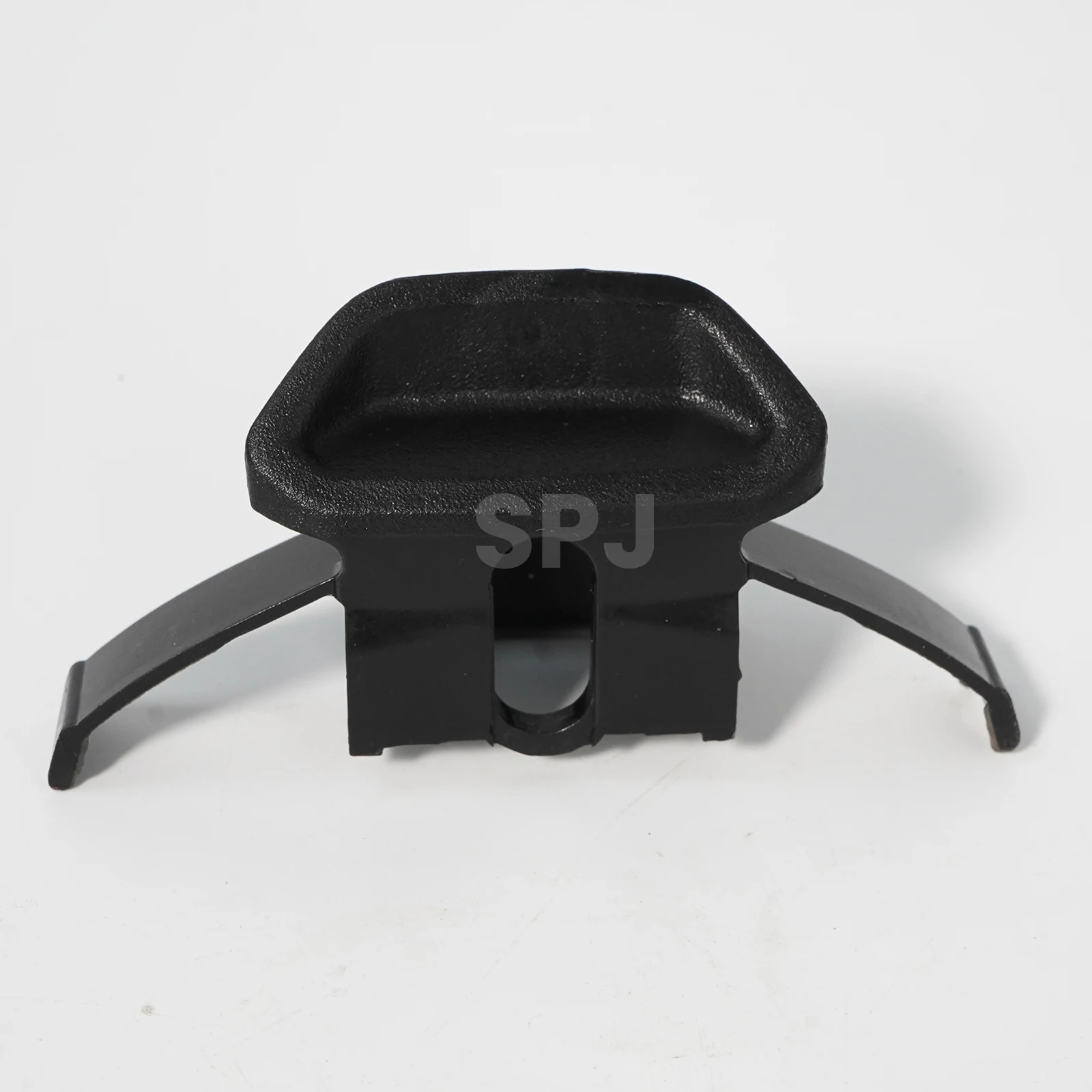 

Крышка переднего отсека для хранения (пластиковая) для гидроциклов Sea-Doo GTI 130/GTI SE 170/FISH PRO 130/170/GTX 170