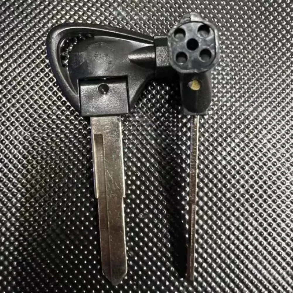 Motorcycle Integrated Magnet  Blank Key Magnetic Anti Theft Key For Zontes G1 125 / G155 SR / G1 125X / G1 155 Dedicated Key