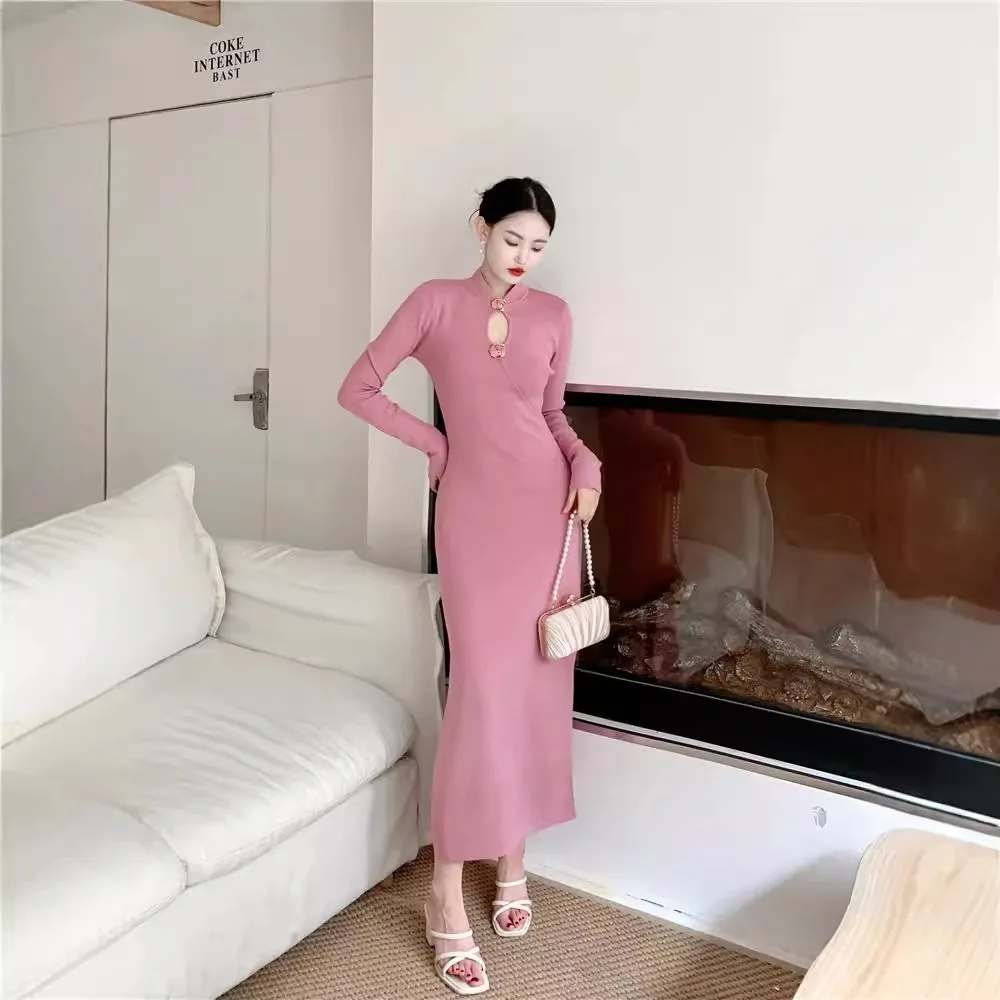 7820 Abito lungo dimagrante in vita con spacco scavato floreale con colletto cheongsam in tinta unita nuovo stile cinese primaverile