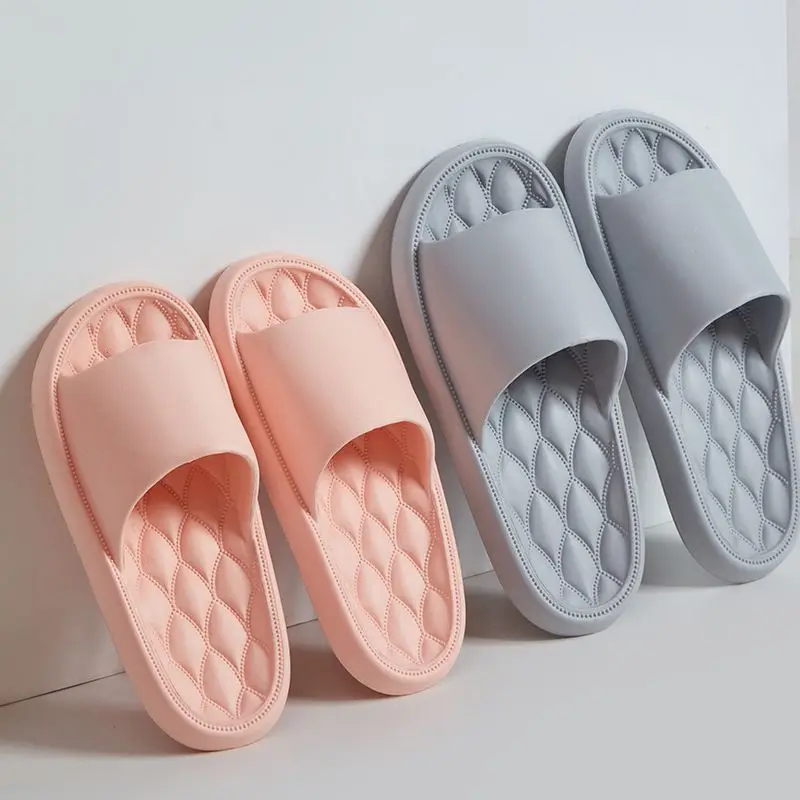 Chinelos planos antiderrapantes para mulheres, sapatos de chão interior, chinelos em casa, slides macios, banheiro, verão, novo, 2023