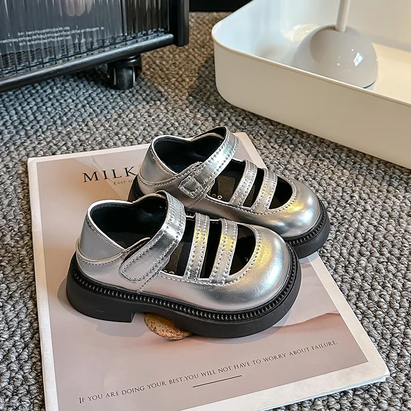 

2025 Girls' Black Mary Simple Shoes Spring and Autumn Hollow Children's Leather Shoes Children's Fashion Princess Shoes