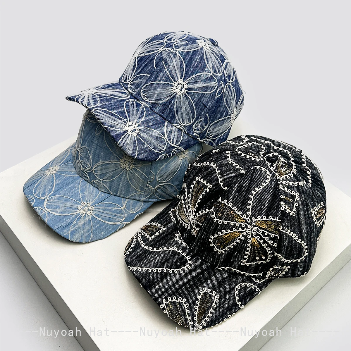 

New Women Glitter Flower Embroidery Mesh Baseball Hats Sunshade Niche Versatile Retro Peaked Caps Casual Fashion Personal ins