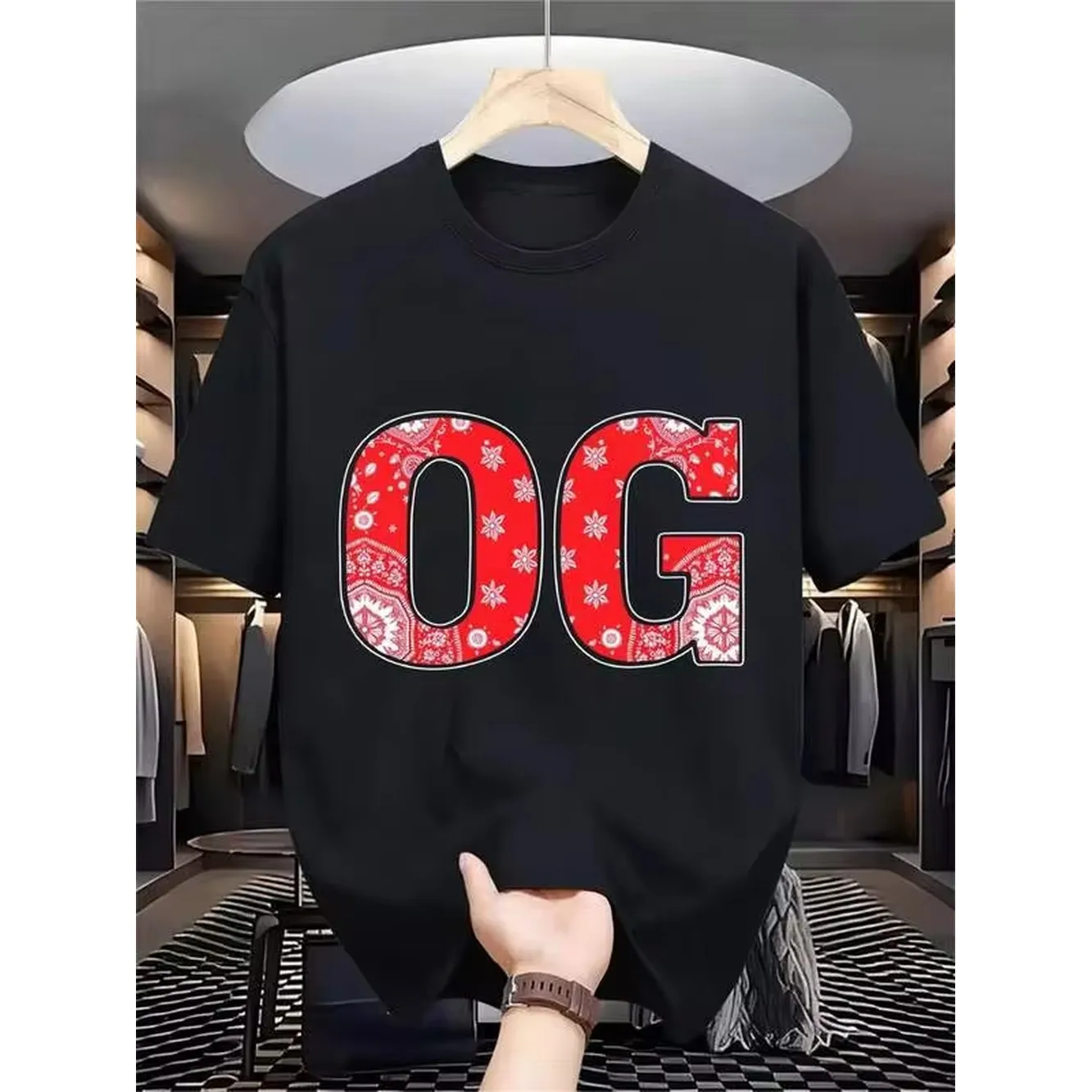 Men Black Red OG Logo T-Shirt Crew Neck With Bandana Print Fabric For Urban Fashion Casual Wear Culture Apparel Patterned Round Neck