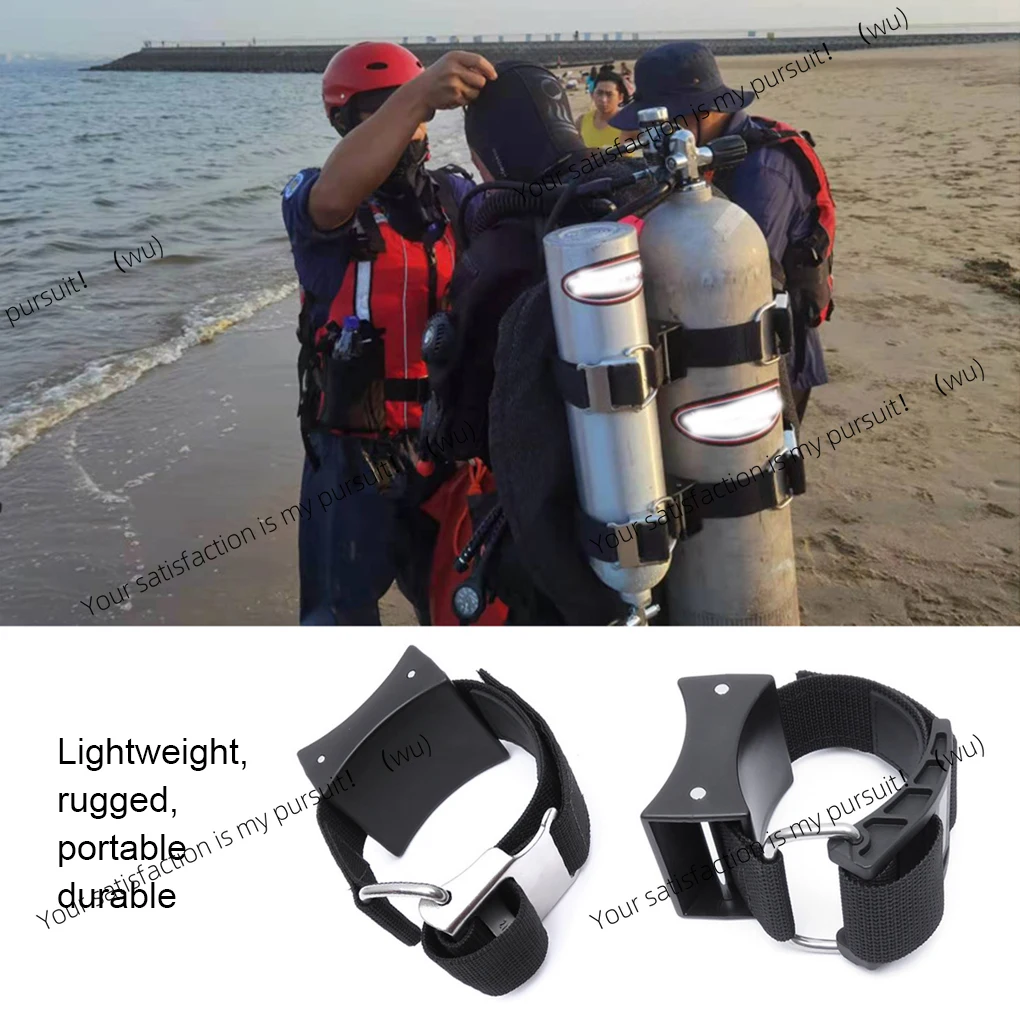 

Запасная бутылка для подводного плавания с быстросъемной регулируемой пряжкой, кронштейном цилиндра, универсальным резервуаром для воды объемом 3 л.