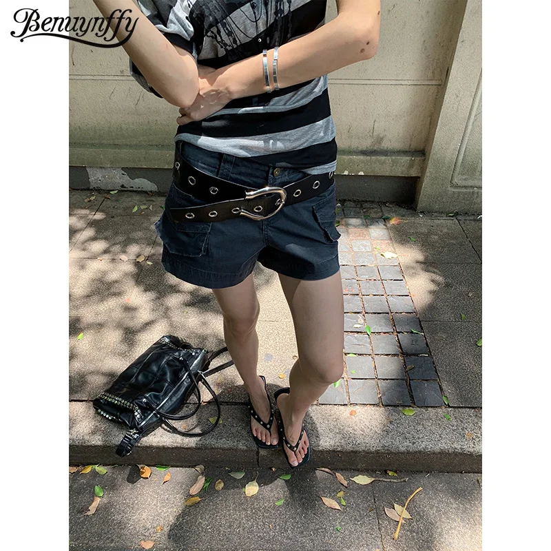 Benuynffy Retro washed distressed low waisted cargo shorts for women's Summer heavy industry 2000s streetwear wide leg hot pants